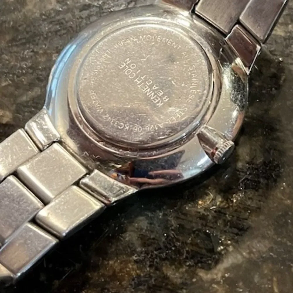 Kenneth Cole Mens Watch Silver Tone Steel Bracelet KC3342 New Battery 7.5